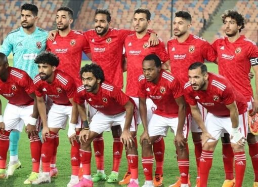 الأهلي يهدد بالانسحاب من الدوري المصري بعد قرار رابطة الأندية.