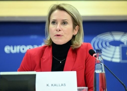 ترامب وقع في الفخ الروسي وإدارته تنأى بنفسها عن أوروبا وتنحاز إلى أصدقاء جدد