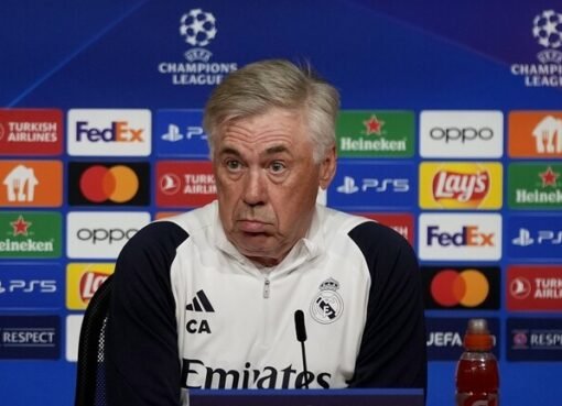 هل أنهى أنشيلوتي حقبته؟ تشكيلة ريال مدريد الغريبة تُثير صدمة الجماهير