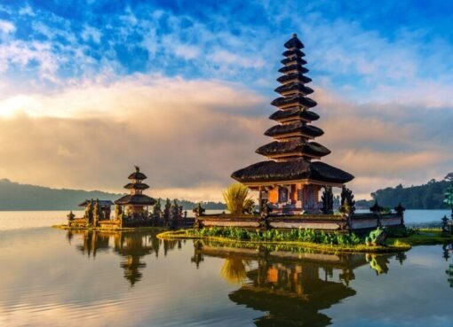 إجراءات صارمة في بالي: حظر دخول النساء الحائضات إلى المواقع المقدسة