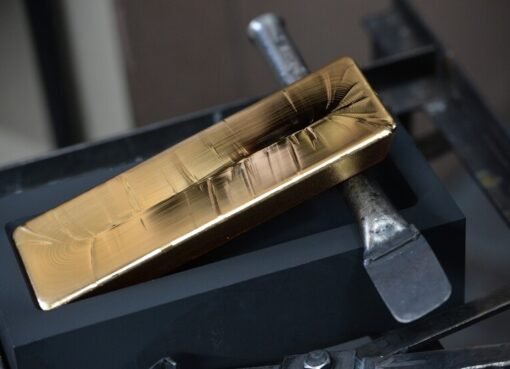 أسعار الذهب تسجل مستوى تاريخيا