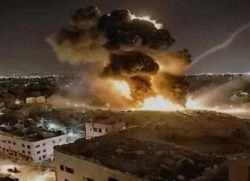 ضربات دقيقة تعصف بملاذ الحوثيين السري.. تفاصيل عملية استهداف نوعية تهز صنعاء ضربات دقيقة تعصف بملاذ الحوثيين السري.. تفاصيل عملية استهداف نوعية تهز صنعاء