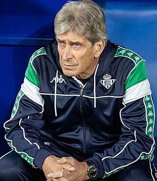 بيليغريني يُشعل الأجواء: بيتيس جاهز لتحدي برشلونة رغم خسارة الريال