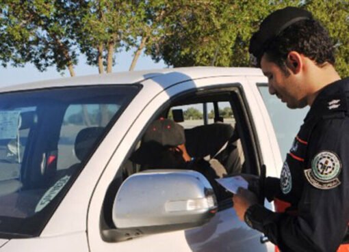 غرامات مشددة وحجز المركبات: ثلاث مخالفات خطيرة يحذر منها المرور السعودي