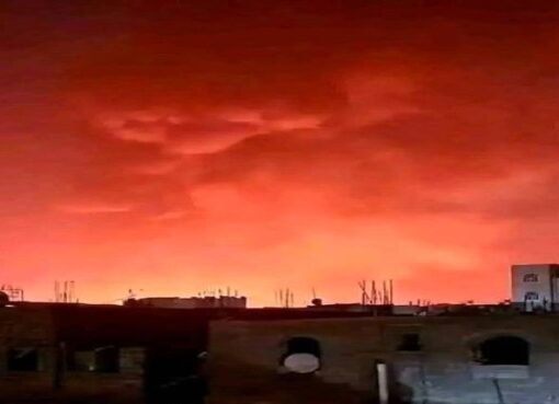 "بعد تدمير ميناء رأس عيسى.. الحكومة اليمنية تتحرك لضمان تدفق الإمدادات"