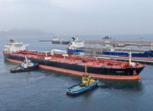 "بديل استراتيجي لميناء الحديدة.. الكشف عن الميناء الجديد لاستقبال السفن"