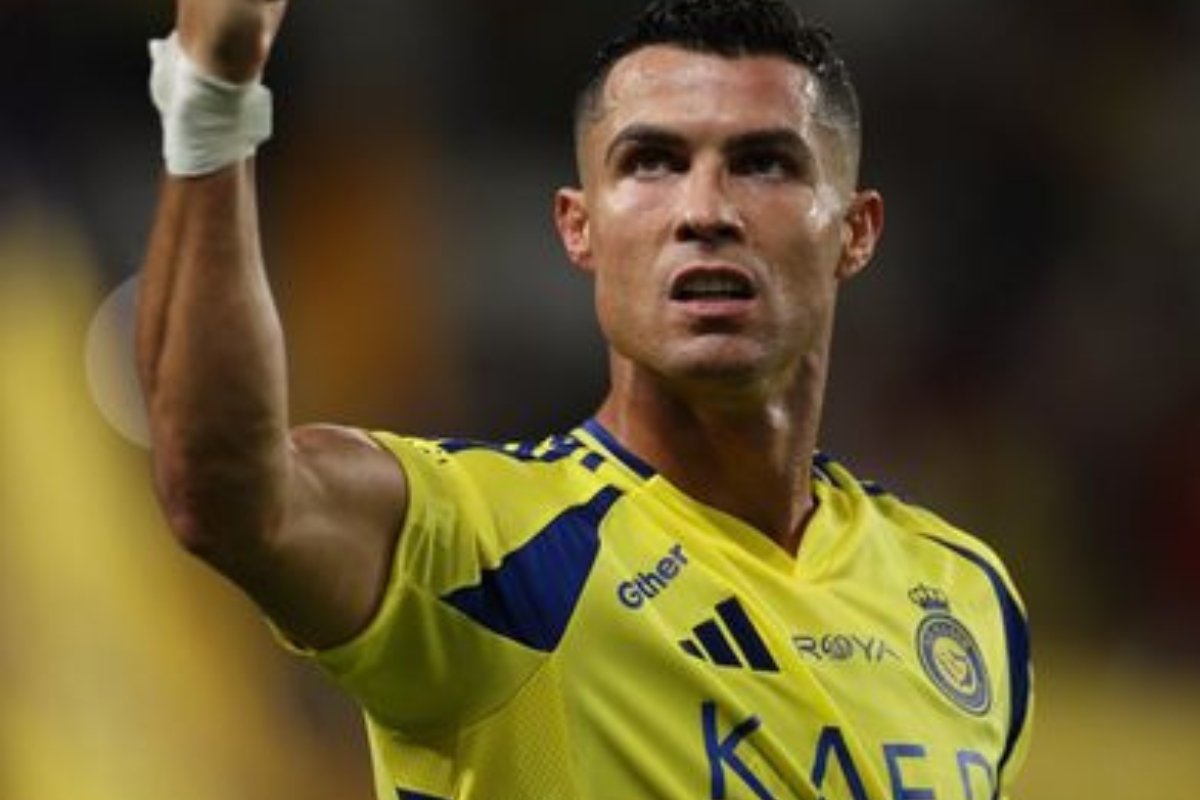 مورينيو يكشف الجانب القيادي لرونالدو: سيطر على غرفة الملابس دون صراخ