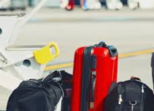 وزارة الحج تحدد معايير الحقائب.. قرارات جديدة لضيوف الرحمن!