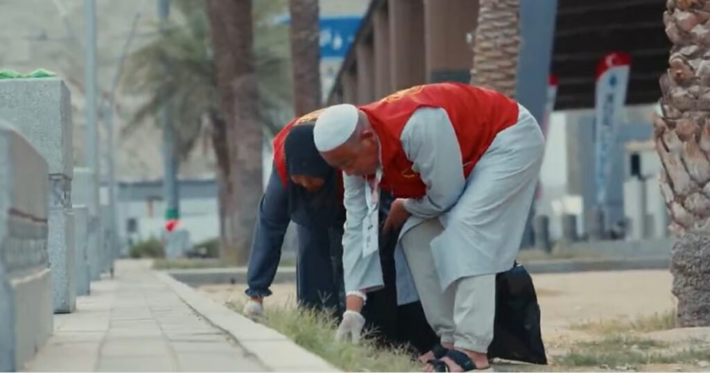 ظاهرة جديدة: حجاج الصين يبهرون الجميع بفعل غير متوقع في مكة المكرمة