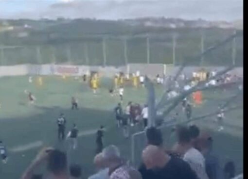 طعنة سكين تهز الكرة اللبنانية.. اعتداء مروع على لاعب