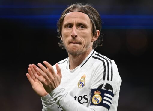 وداعاً مودريتش.. أهلاً بـ"نجم غير متوقع": ريال مدريد يحدد بديل الأسطورة الكرواتية!