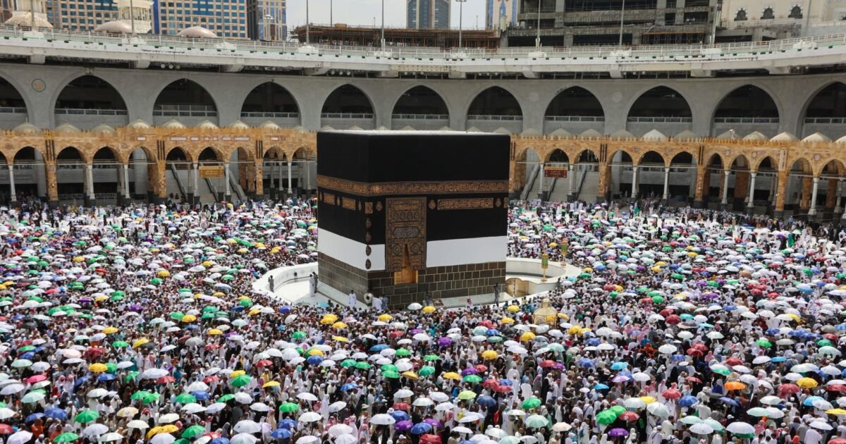قرار رسمي: السعودية تمنع الفئات العمرية دون 15 عامًا من أداء الحج في 1446