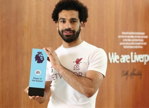 رسمياً: محمد صلاح يواصل تحطيم الأرقام.. جائزة أفضل لاعب في الدوري الإنجليزي بين يديه!