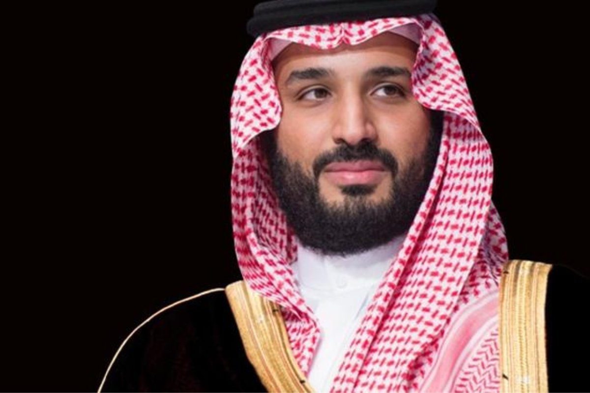 بقرار ملكي تاريخي: إلغاء الكفالة والرسوم عن المغتربين في السعودية.. المملكة توضح المستفيدين!