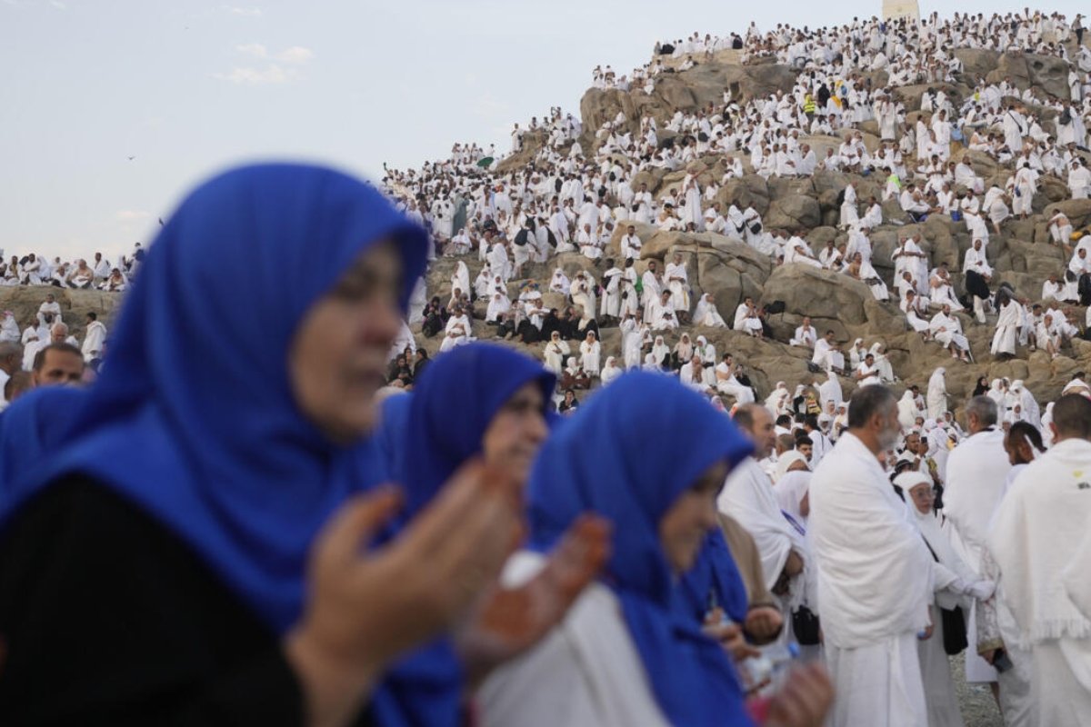قرارات صارمة قبل موسم الحج.. السعودية تعلن إجراءات حاسمة للمخالفين!
