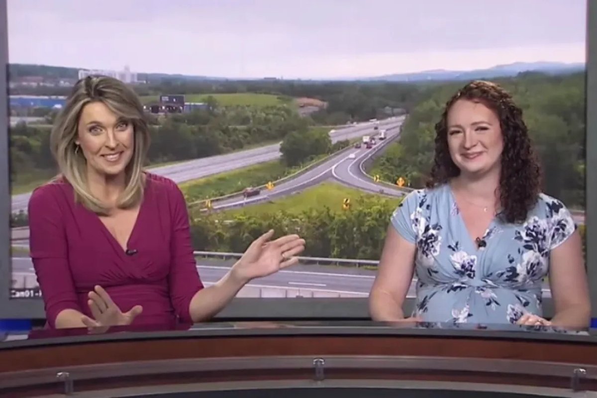 بإصرار مذهل.. مذيعة تواصل تقديم الأخبار رغم آلام المخاض!