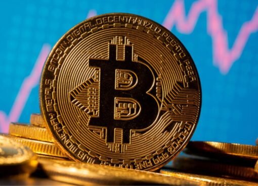 صعود تاريخي: البيتكوين يلامس 111 ألف دولار ويحقق رقماً قياسياً لأول مرة في تاريخه!