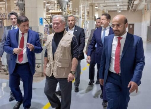 رجل أعمال يمني يحظى بزيارة ملكية لمصانعه في الأردن.. خطوة تعكس دعم الاستثمار!