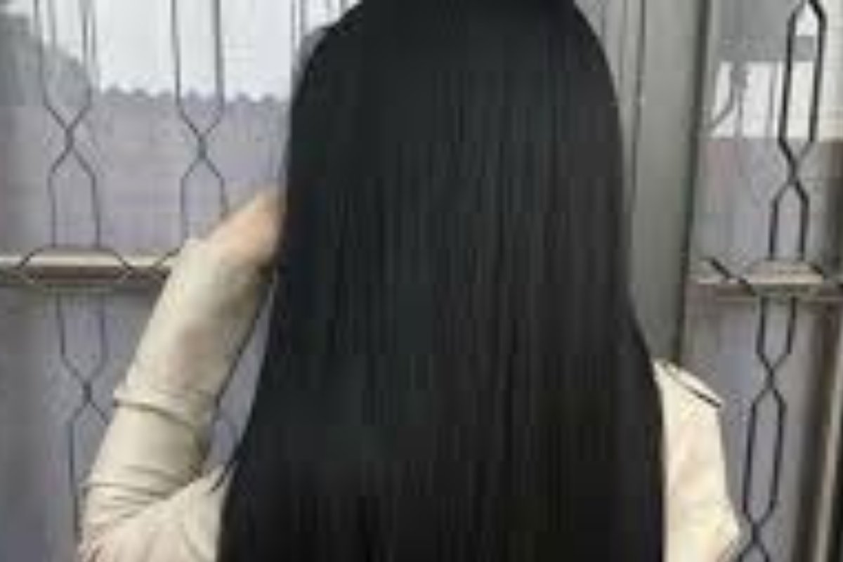 سرّ إطالة الشعر الفورية: مكون واحد فقط سيغير حياتك خلال أسبوع!