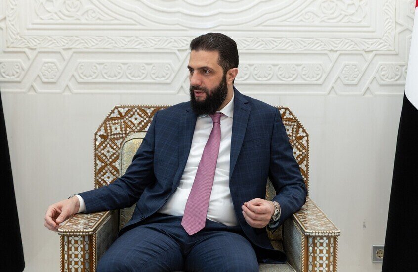هل يتكرر سيناريو نصر الله؟ تحليل فرنسي صادم يكشف مصير الشرع أمام الخطوط الحمراء!
