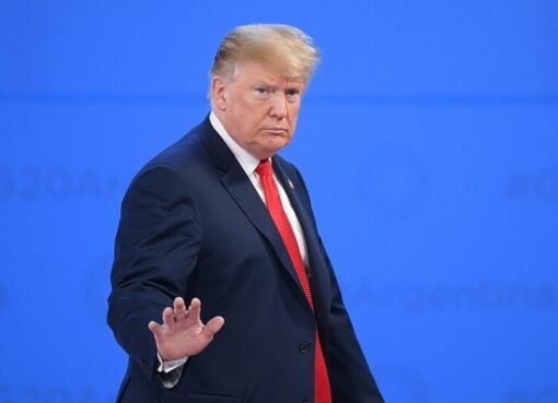 الخليج الفارسي أم العربي؟ جدل سياسي يتصاعد وبرلماني إيراني يرد بقوة على ترامب!