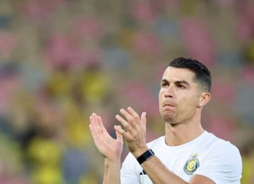 بكلمتين فقط.. كريستيانو رونالدو يثير الجدل برسالته لناديه الأم!