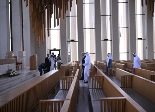 بالفيديو: ترامب في أبوظبي.. زيارة رمزية لبيت العائلة الإبراهيمية تُثير التساؤلات