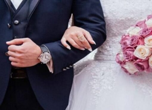 مصر.. جدل واسع إثر أنباء طلاق مطرب مشهور زوجته بعد 24 ساعة من زفافهما