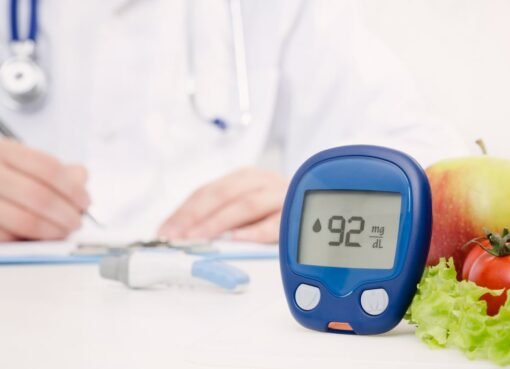 طبيب سعودي يكشف العلامات الأولى لمرض السكري.. تعرف عليها الآن!