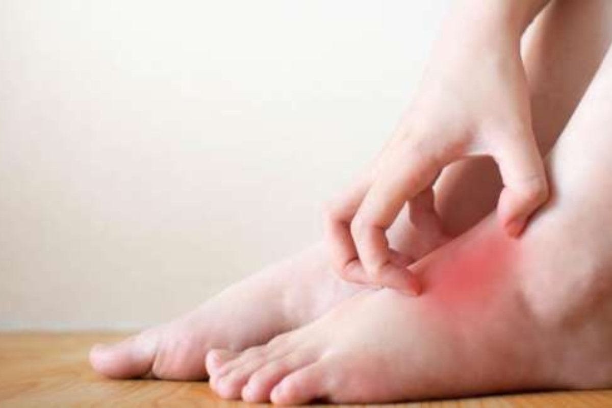 علامات تحذيرية في ساقيك قد تشير لأمراض القلب.. لا تتأخر بزيارة الطبيب!