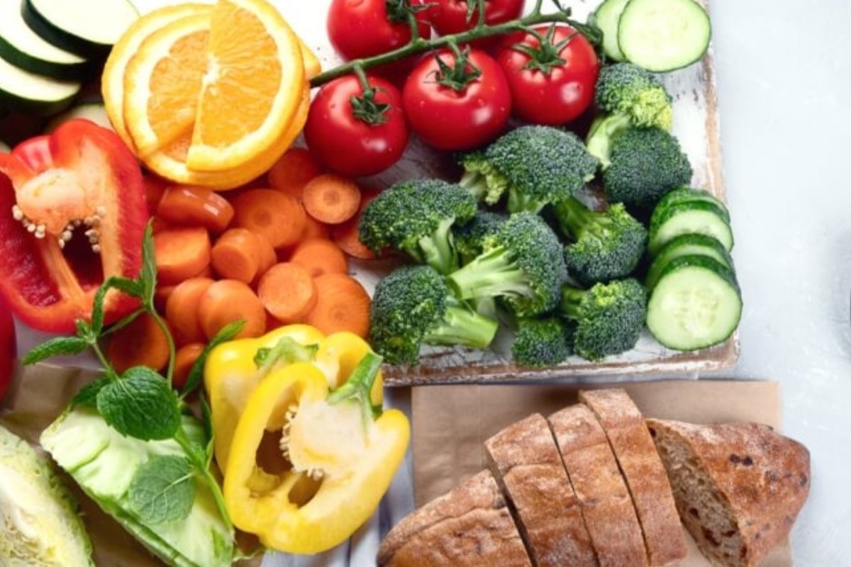 خبراء يكشفون: أطعمة سحرية لتنظيم السكري والضغط عند تناولها صباحًا