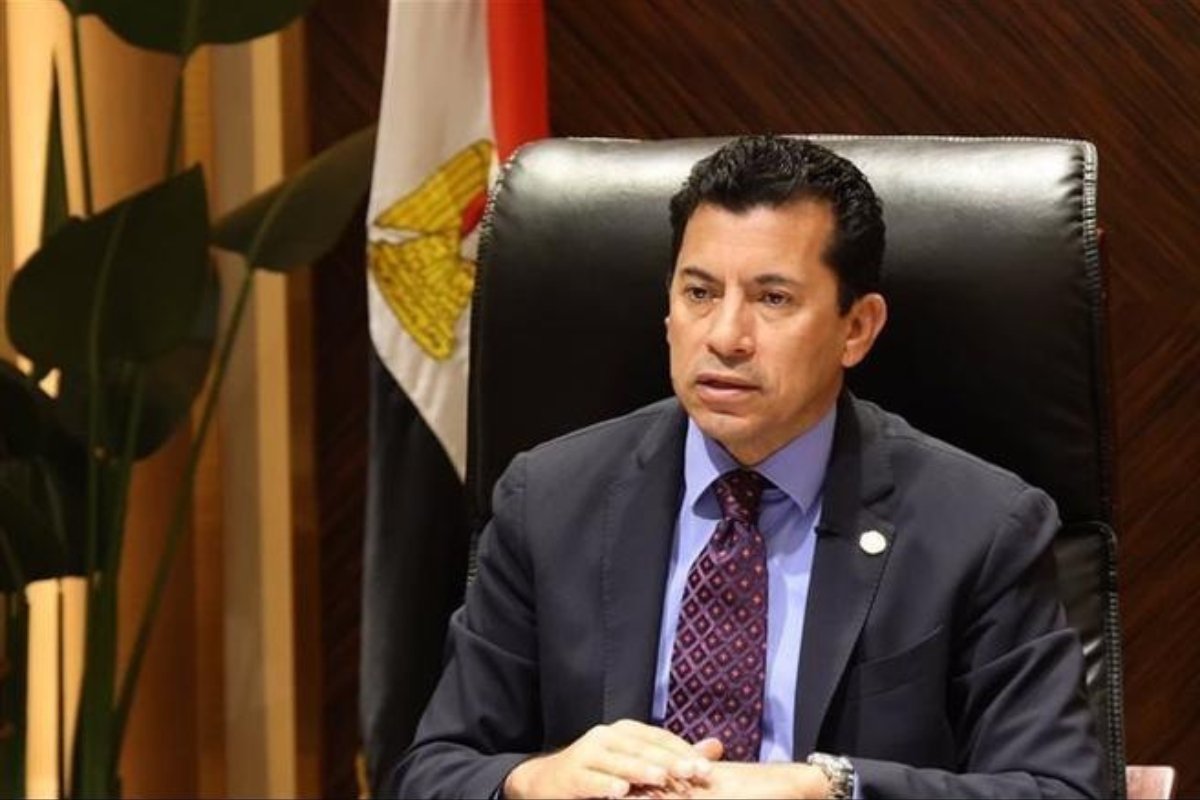 أشرف صبحي يرد على الانتقادات: الأهلي والزمالك يمثلان تاريخ الرياضة المصرية