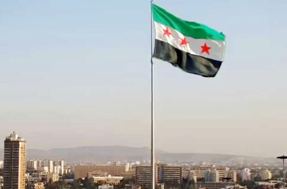 تحول استراتيجي: سوريا الجديدة تتخذ أول قرار رسمي بشأن اليمن"