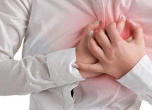 لا تتجاهلها: علامات تحذيرية للجلطة القلبية يجب أن تعرفها