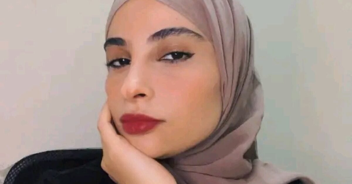 ملكة جمال اليمن تثير الإعجاب والجدل بصورة جديدة ساحرة