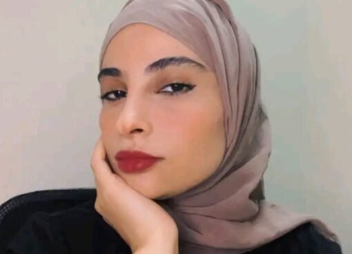 ملكة جمال اليمن تثير الإعجاب والجدل بصورة جديدة ساحرة