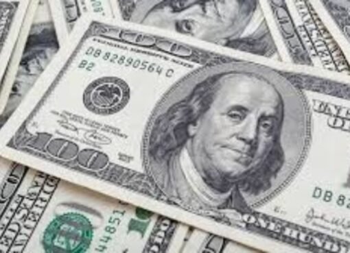 الريال اليمني ينهار بلا قاع… الدولار يتجاوز 2900!"