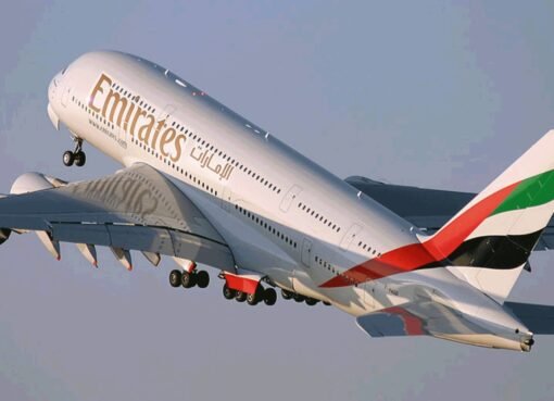 هل اليمنمن ضمنهم..قرار مفاجئ: طيران الإمارات يحظر سفر 4 جنسيات عربية.. ما الأسباب؟