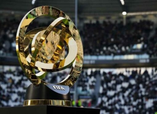 حكم مصري في قائمة حكام مباراة بايرن ميونخ وأوكلاند سيتي بمونديال الأندية