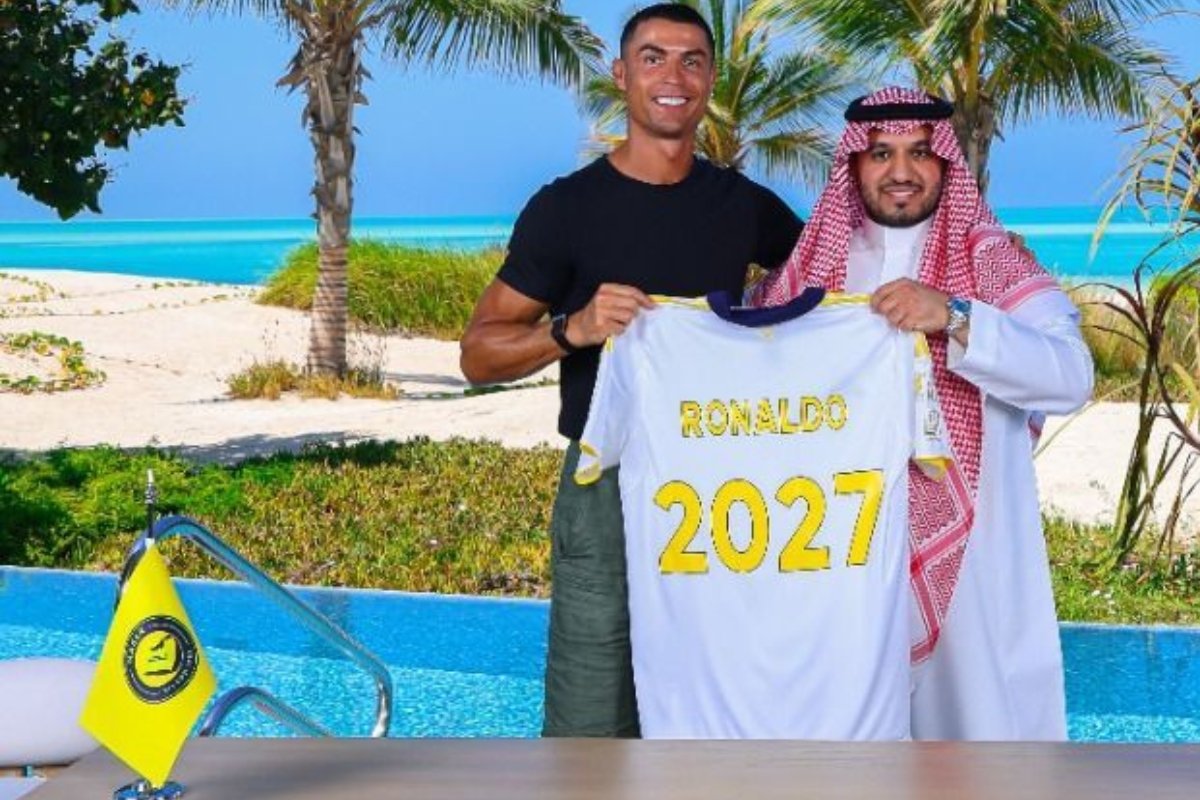 الأسطورة مستمر مع العالمي: رونالدو باقٍ في النصر حتى 2027