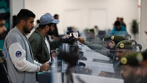 من اليوم فصاعدًا.. لا إقامة جديدة للسائقين دون استيفاء هذه الشروط