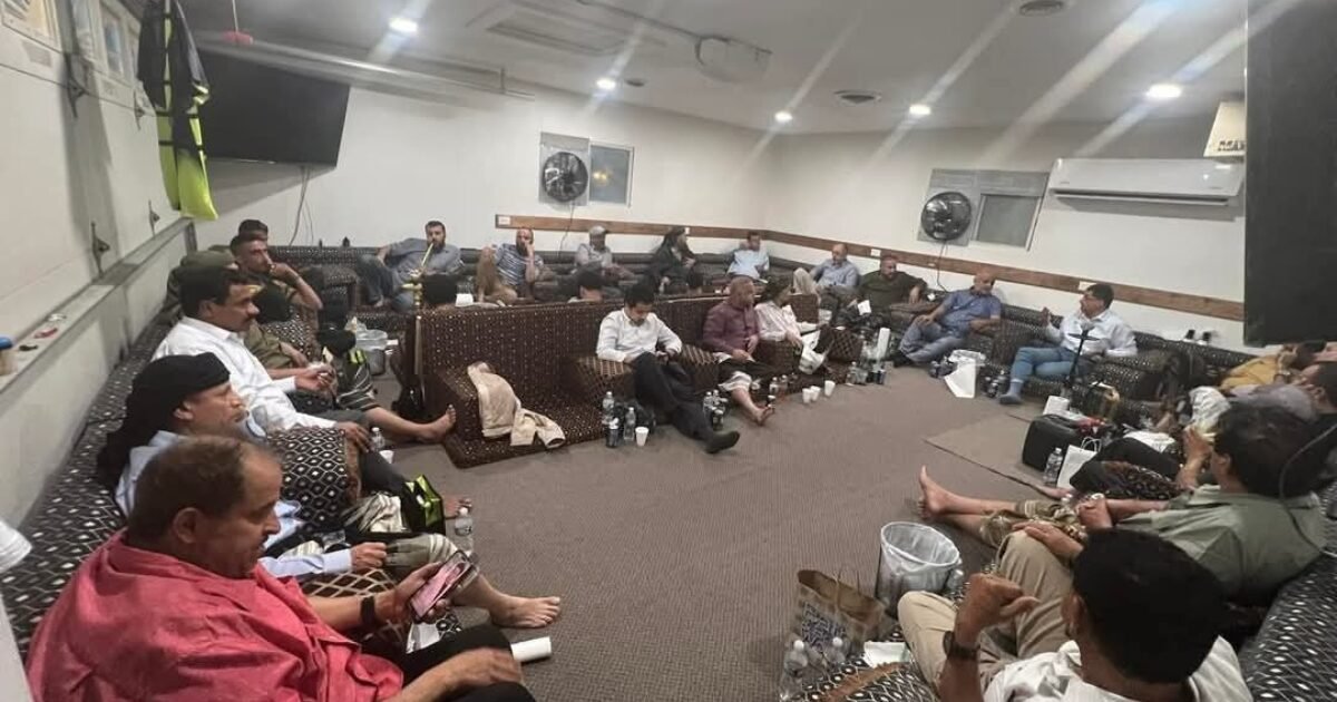 ظهور جديد لبن مبارك بهذه الدولة الكبرى بعد مغادرته منصبه