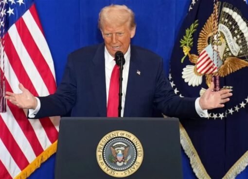 بعد اجتماع دام 3 ساعات.. ترامب يعلّق على جهود إنهاء الحرب في أوكرانيا