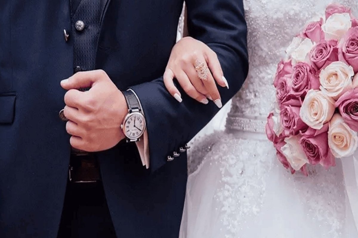 "قصة حب انتهت بالخيانة.. سعودي يكشف ما فعلته زوجته المغربية بعد أن منحها كل شيء"