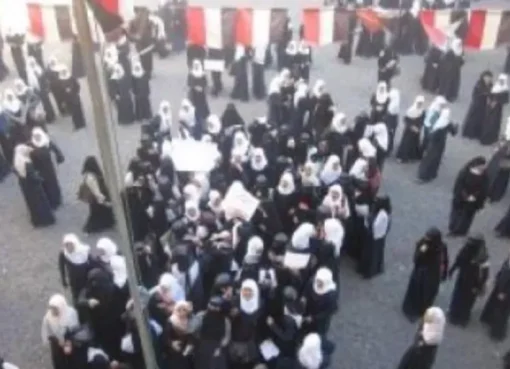 مطالبات شعبية بمحاسبة المسؤولين بعد واقعة بيع مواد ذات طابع جنسي في مؤسسة تعليمية