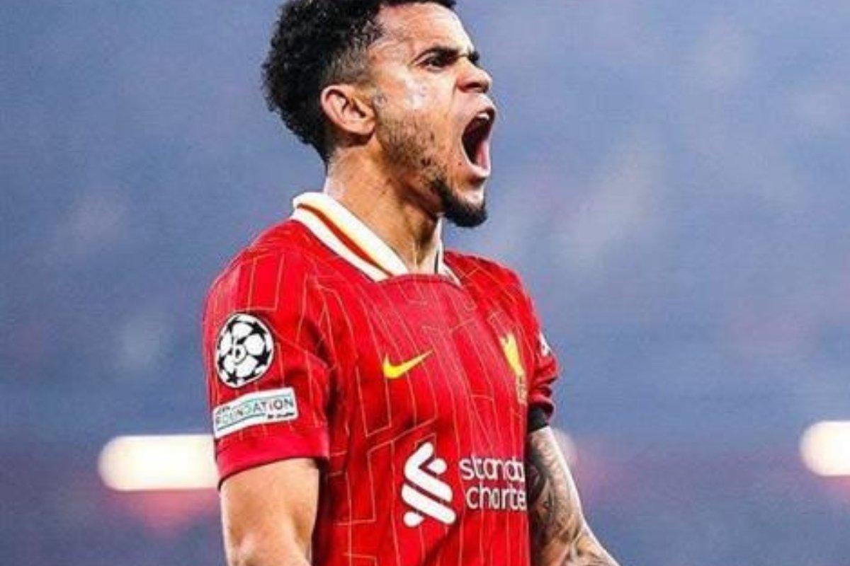 بايرن يخطف الصفقة من برشلونة.. لويس دياز يمنح الضوء الأخضر للعملاق الألماني