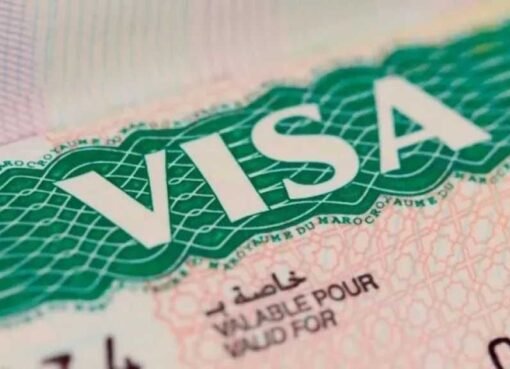 فرصة ذهبية للمقيمين والزائرين: تمديد تأشيرة السعودية قبل انتهاء المهلة!