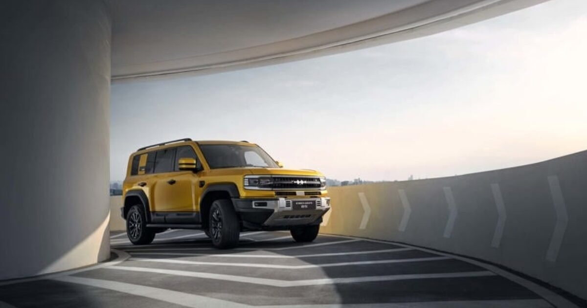 السيارة الصينية الفاخرة BYD B5 ترفع سقف المنافسة أمام Land Rover Defender