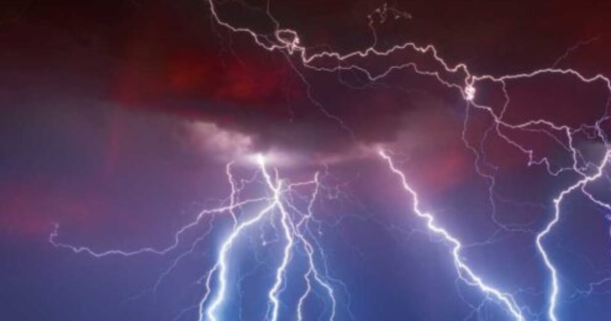 السماء تغضب.. كارثة جوية تبدأ هذا الأسبوع وتستمر 10 أيام في الشرق الأوسط
