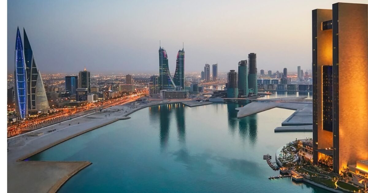 بعد جدل واسع.. بعد جدل واسع.. البحرين توضح حقيقة ترحيل العمالة الأجنبية في 2025 توضح حقيقة ترحيل العمالة الأجنبية في 2025